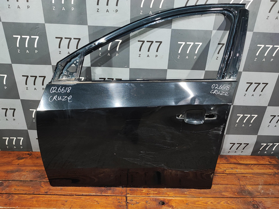 Дверь передняя левая Chevrolet Cruze 09-15 Б/У Оригинал 95987757