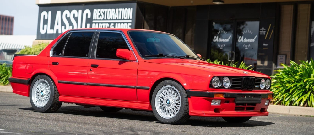 BMW E30 Mtech1 Пороги прямые пара (Реплика "Стекловолокно")