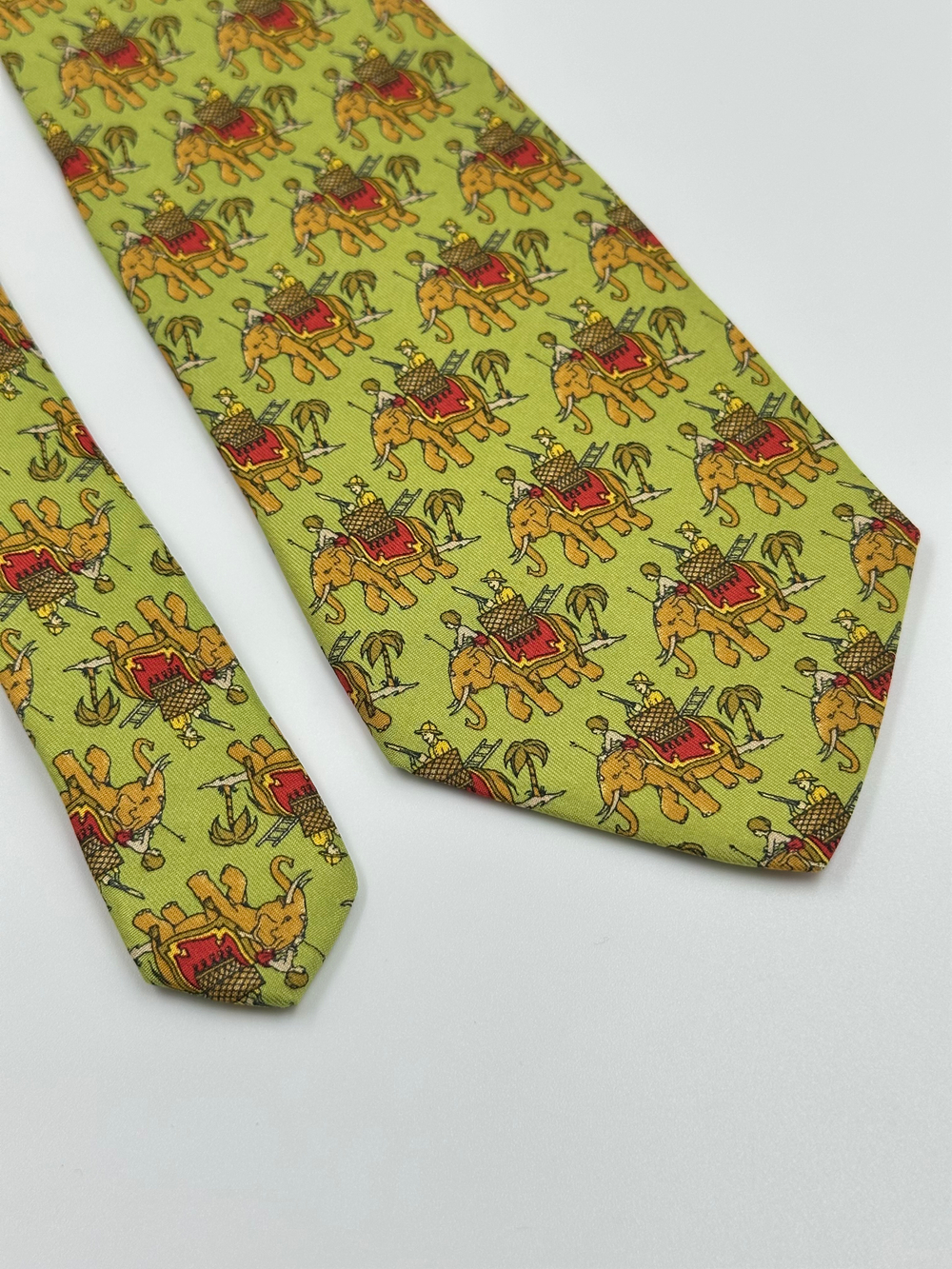 Галстук салатовый Salvatore Ferragamo