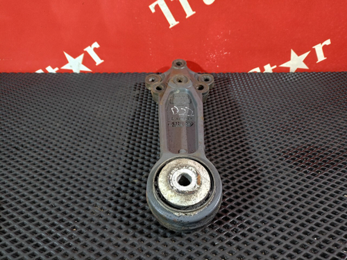 Кронштейн торсиона кабины правый