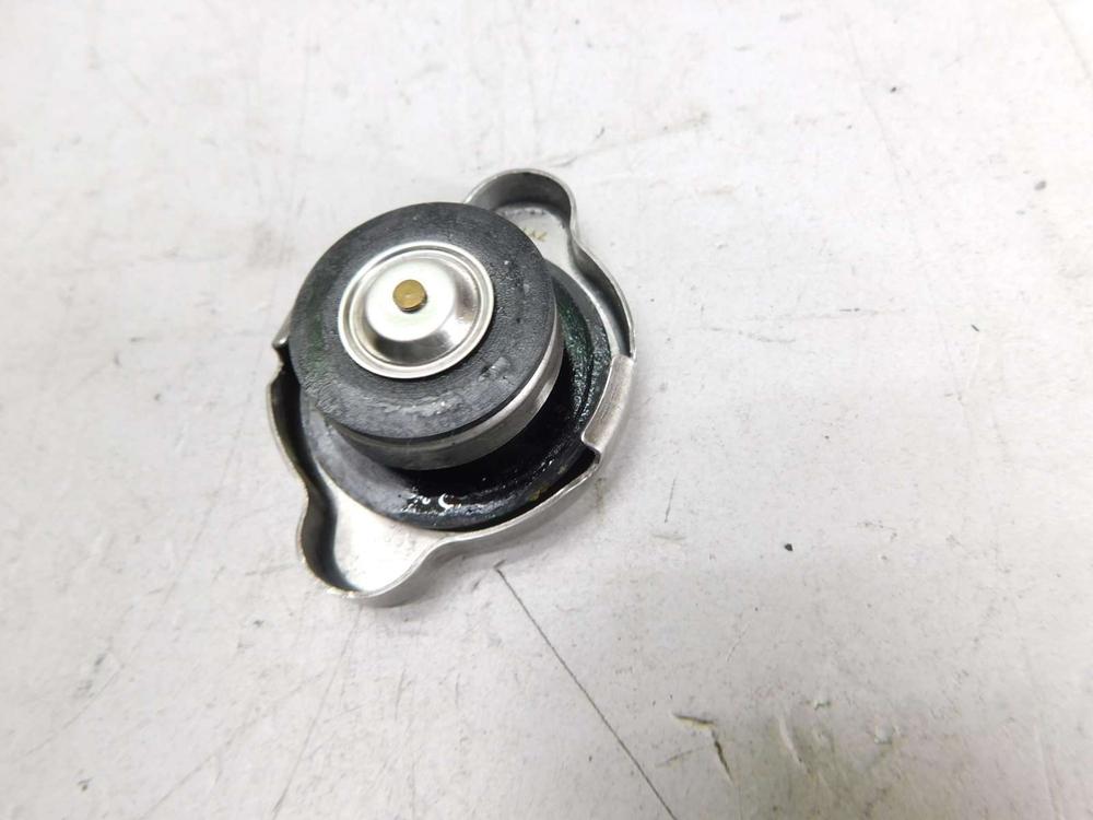 Крышка радиатора Yamaha YZF-R1 04-06 RN13