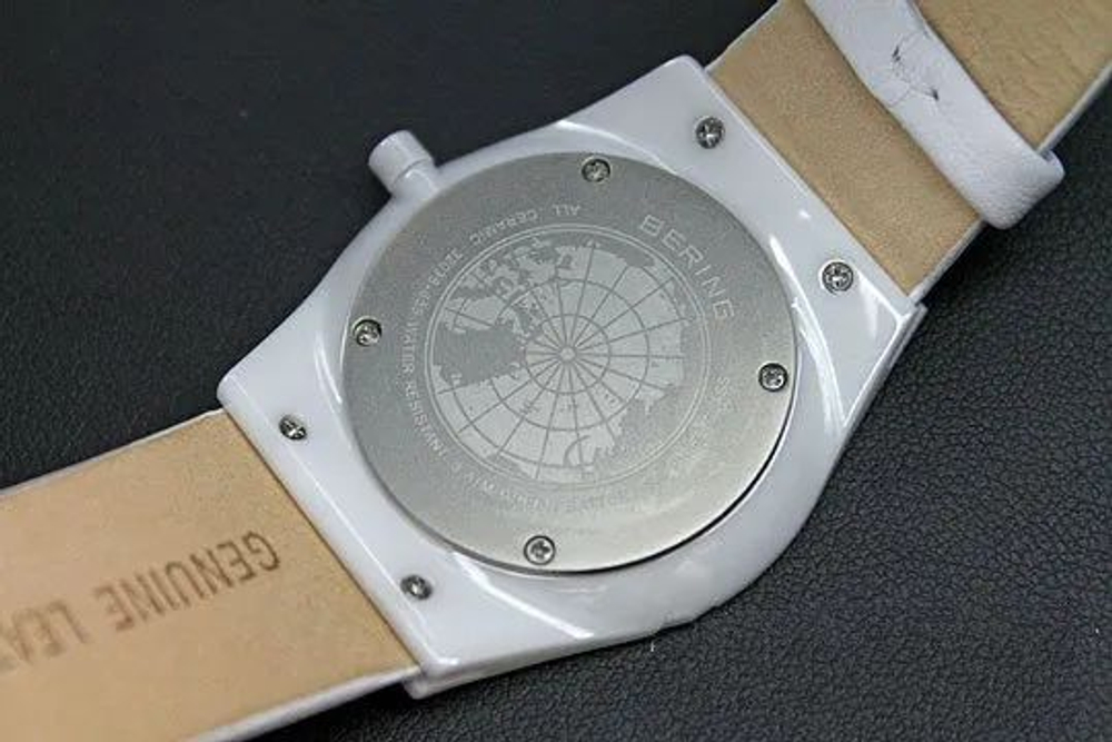 Наручные часы Bering 32035-659