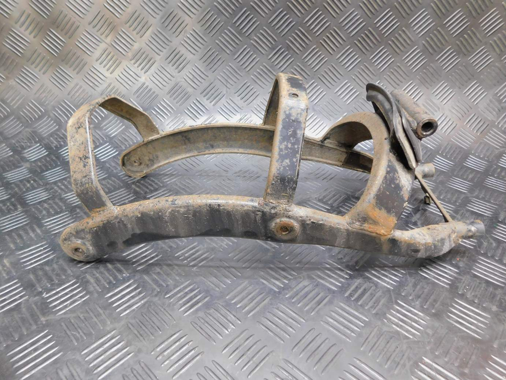 Крепление заднего крыла Yamaha Road Star XV1600