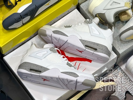 Air Jordan 4 White Oreo