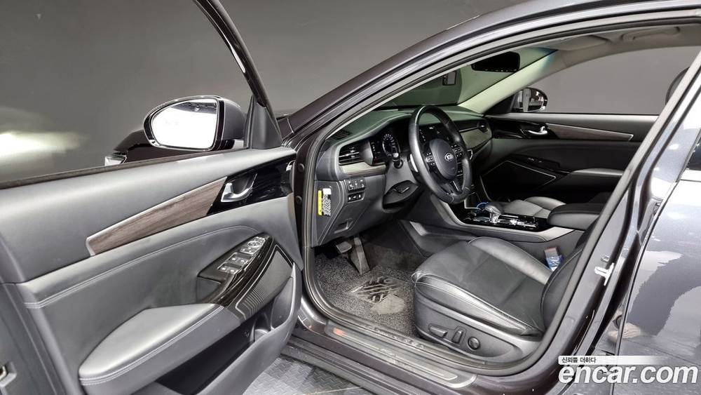 Kia K7 (Cadenza) Premier 2.5 GDI Noblesse (11.2019)