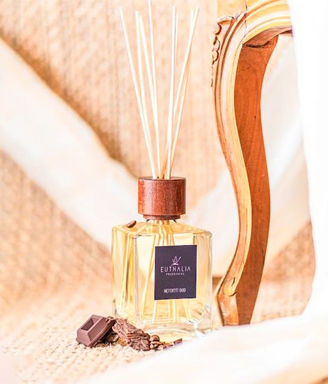 Nefertiti Oud, ароматический диффузор с палочками, Euthalia Fragrances