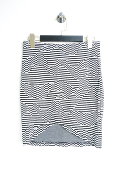 Юбка Vila в монохроме, маркировка S, визуально на 44 размер