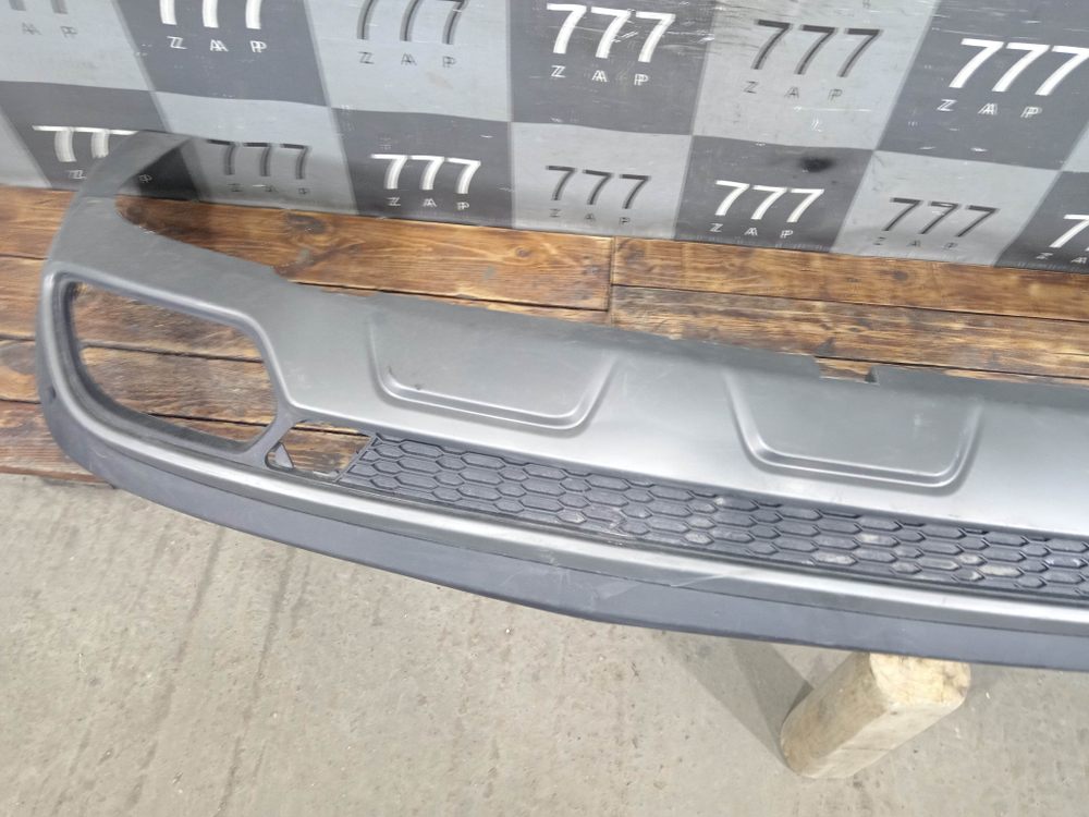 Накладка юбки заднего бампера Chery Tiggo 8 Pro 21-нв Б/У Оригинал 602001195AA