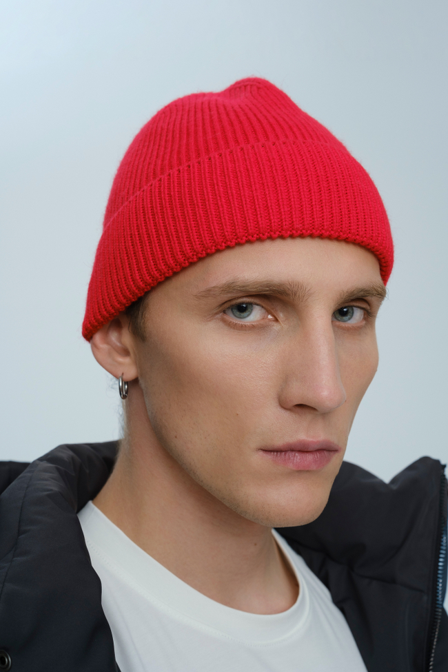 Шапка из шерсти | red
