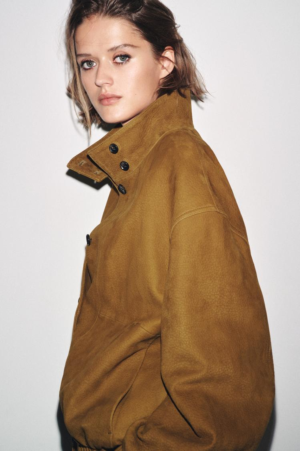 ZARA КОЖАНАЯ КУРТКА-БОМБЕР ZW COLLECTION LIMITED EDITION, ХАКИ