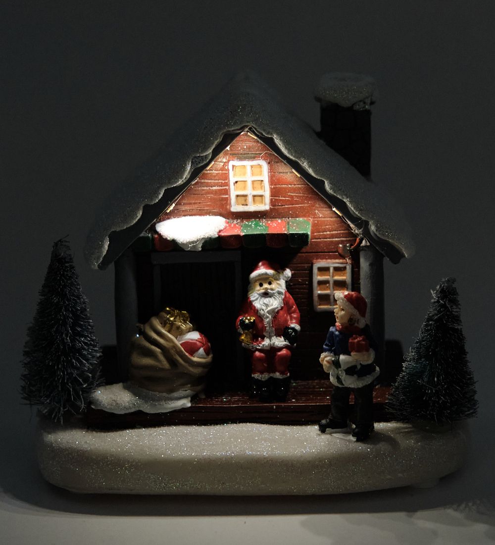 XM-747 Новогодняя миниатюра с подсветкой