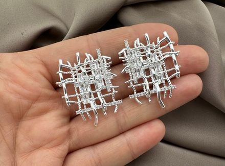 Серьги-гвоздики "Плетение" 35мм (светлое серебро)