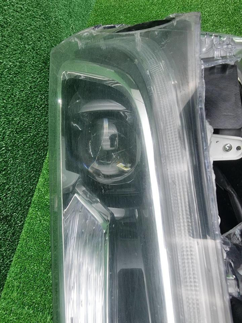 Фара левая Toyota Corolla E160 (2015-2019) LED