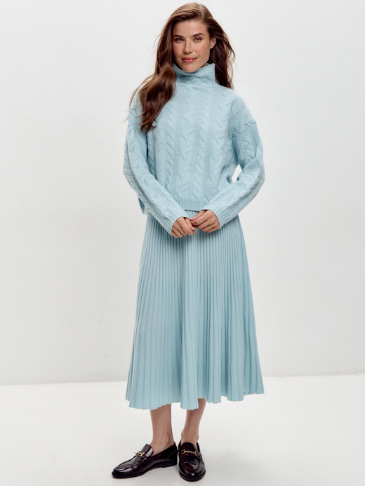 Кашемировый свитер с косами