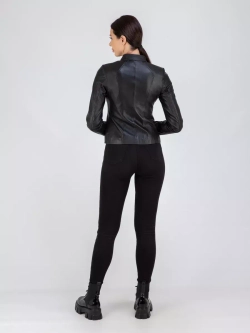 Кожаная куртка короткая на молнии демисезон