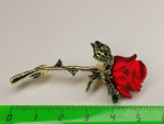 Брошка "Алая роза".