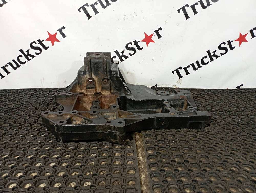 Кронштейн рессоры передней правый