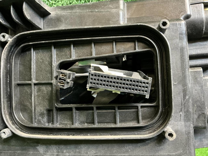 Фара правая Mercedes CLA C118 (2019-2023) LED