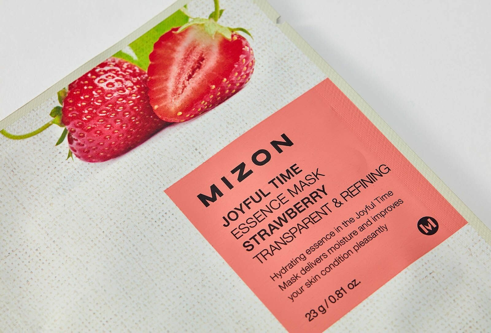 Маска тканевая осветляющая с клубникой Mizon Joyful Time Essence Mask - Strawberry 23 мл
