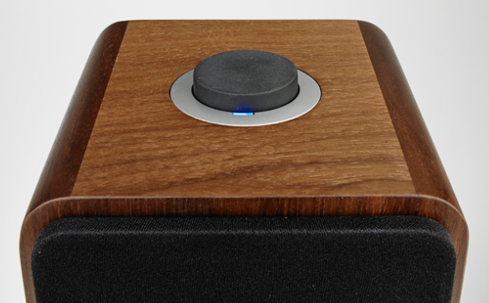 Ruark MR1 Mk2 Rich Walnut активная беспроводная полочная акустическая система (пара)