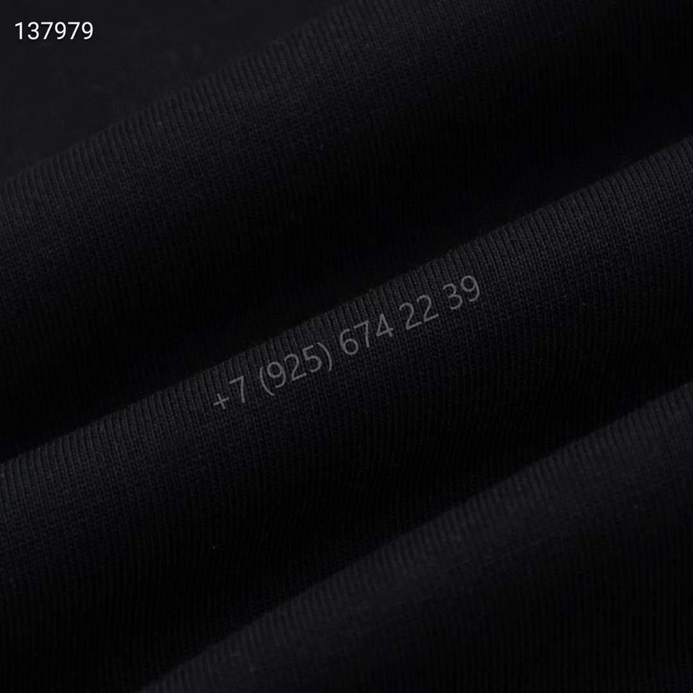Футболка Prada