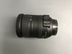 Nikon 18-200mm 3.5-5.6G ED AF-S VR DX