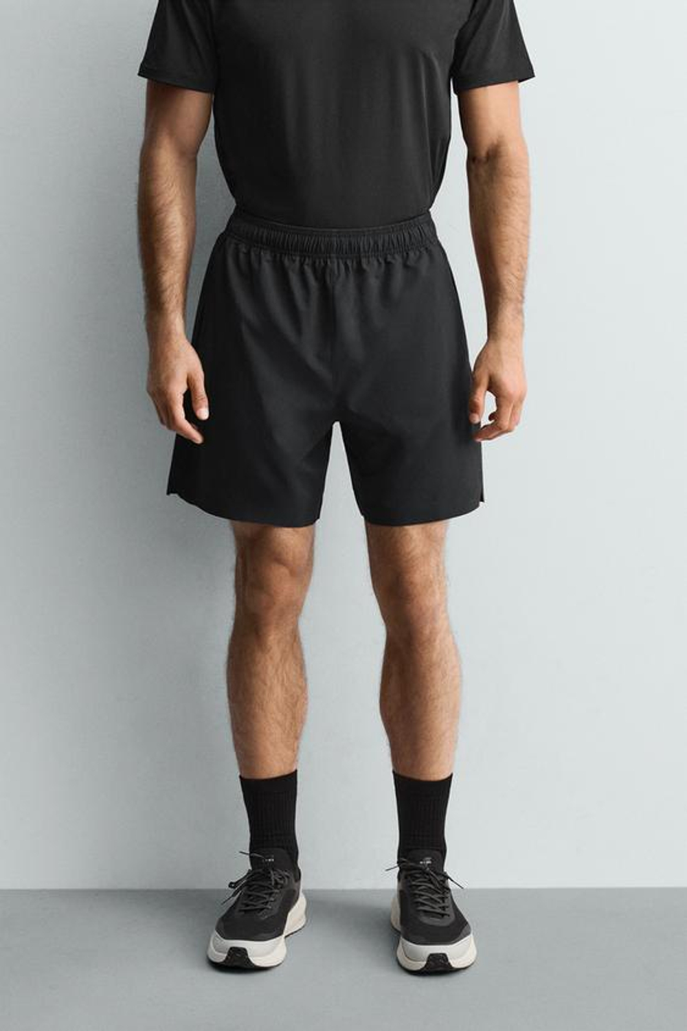 ZARA СПОРТИВНЫЕ ШОРТЫ 9", ЧЕРНЫЙ