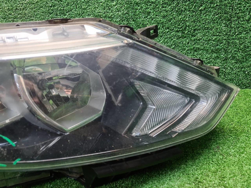 Фара правая Nissan Qashqai J11 (2013-2019) галоген