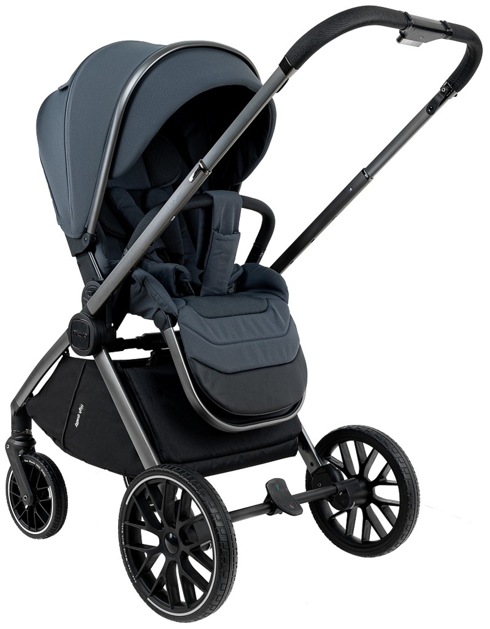 Детская коляска Pituso Mayla Plus 4 в 1 с автокреслом Baesa Black и базой Graphite