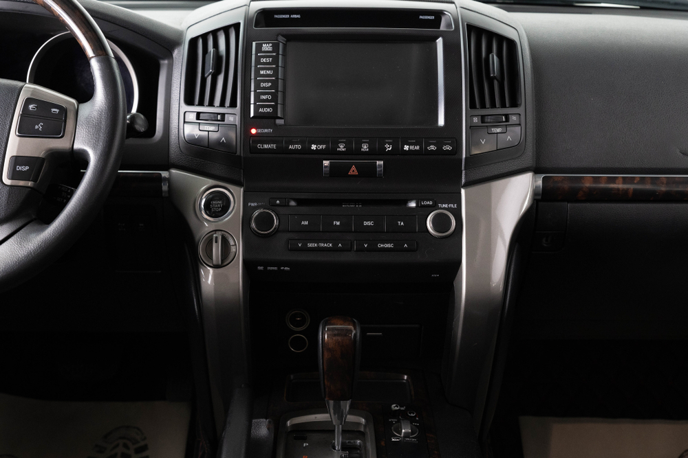 Toyota RAV4, 2020 год