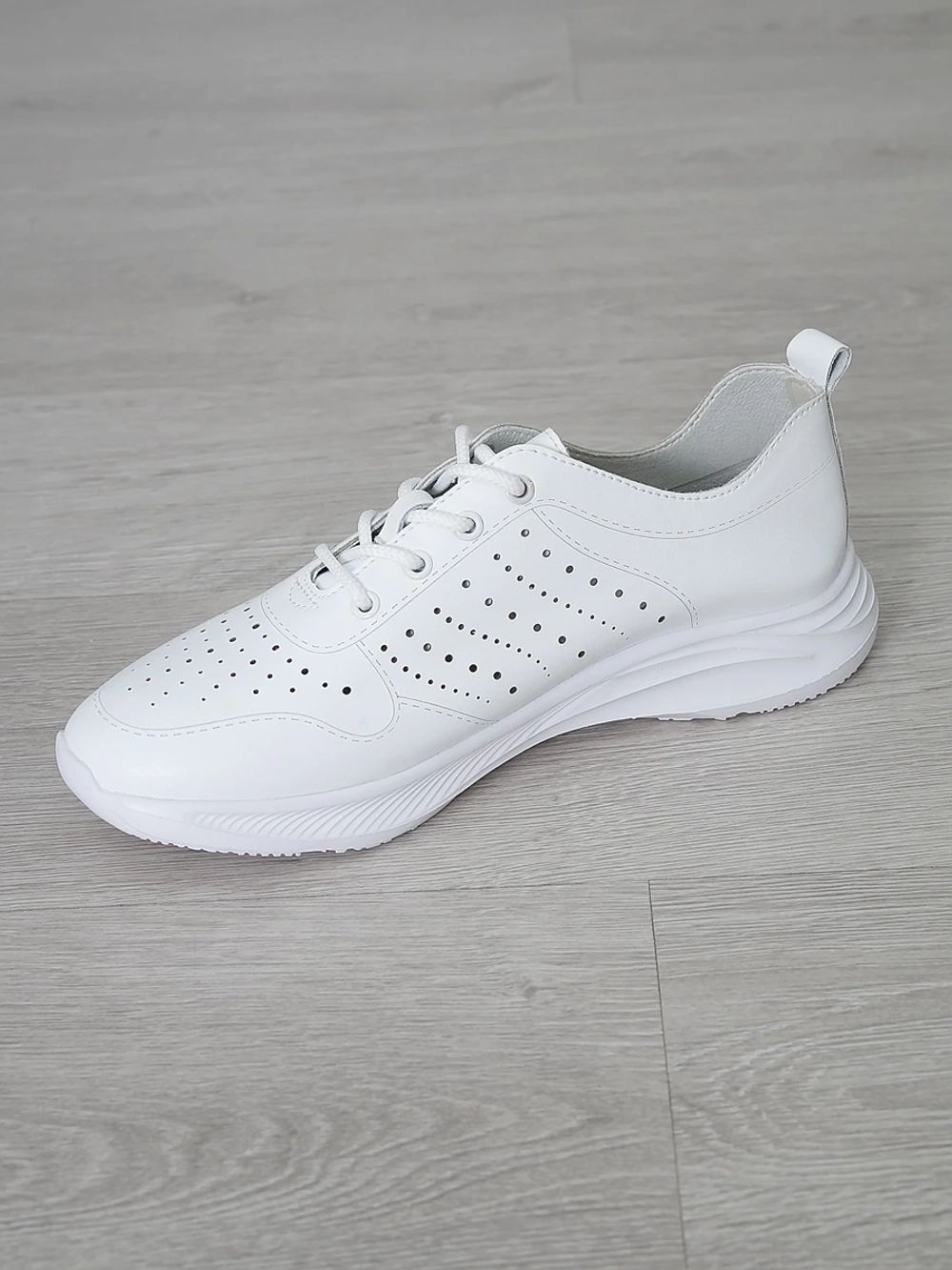 Кроссовки женские летние натуральная кожа