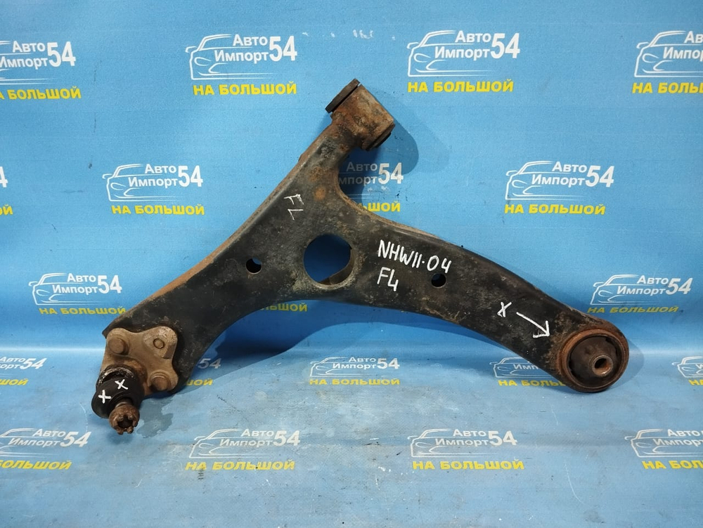 Рычаг передний левый TOYOTA PRIUS 2002