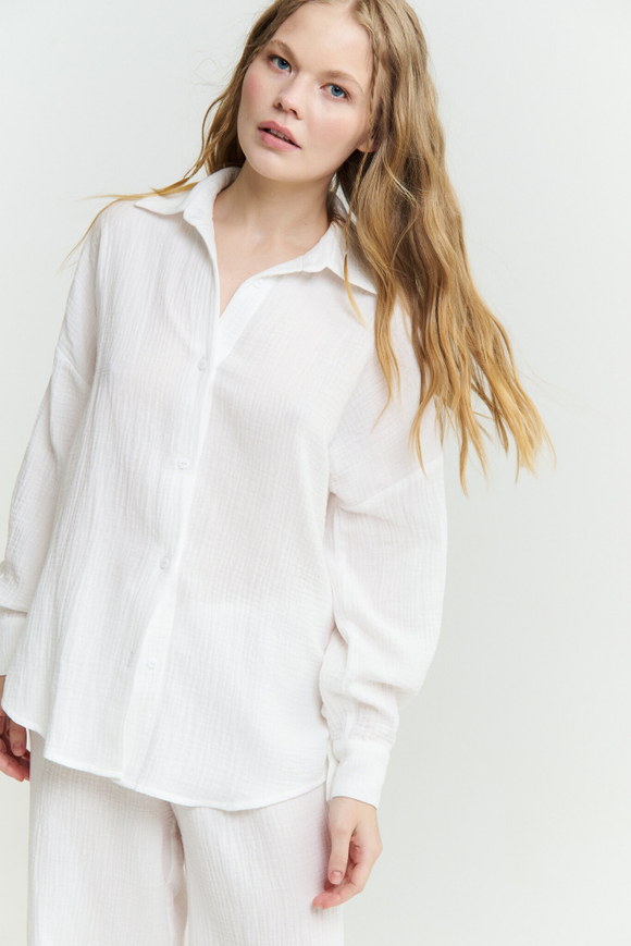 Муслиновый костюм молочный в 42-44 размере