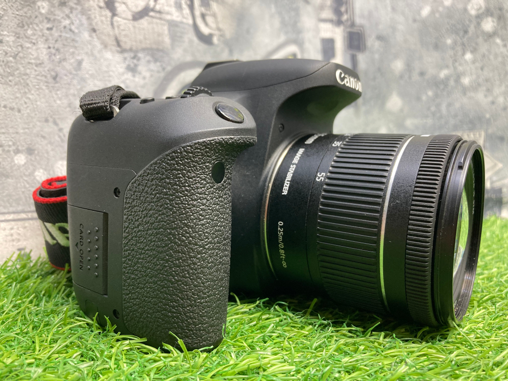 Canon EOS 77D (6.300 кадров)