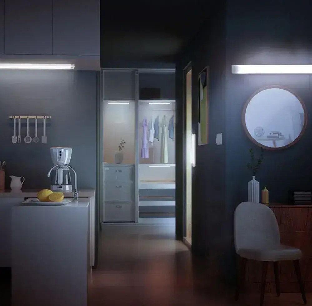 Умный светодиодный светильник с датчиком движения 20см белое свечение USB