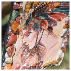 Картина из кожи «Шаманка»