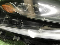 Битая Фара правая Lexus LS 5 (2017-2021) LED