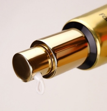 Крем омолаживающий для области вокруг глаз с комплексом из 9 пептидов FarmStay Peptide 9 Super Vitalizing Eye Cream, 50мл