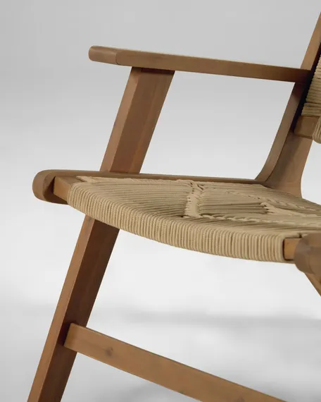 Плетеное кресло Geralda из массива акации, темное