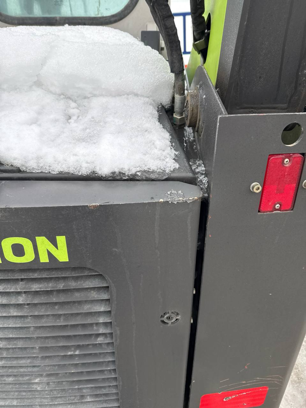 Zoomlion ZS* Мини погрузчик ZS080V (Дизельный, 2,4 л, 49 л.с., АТ)