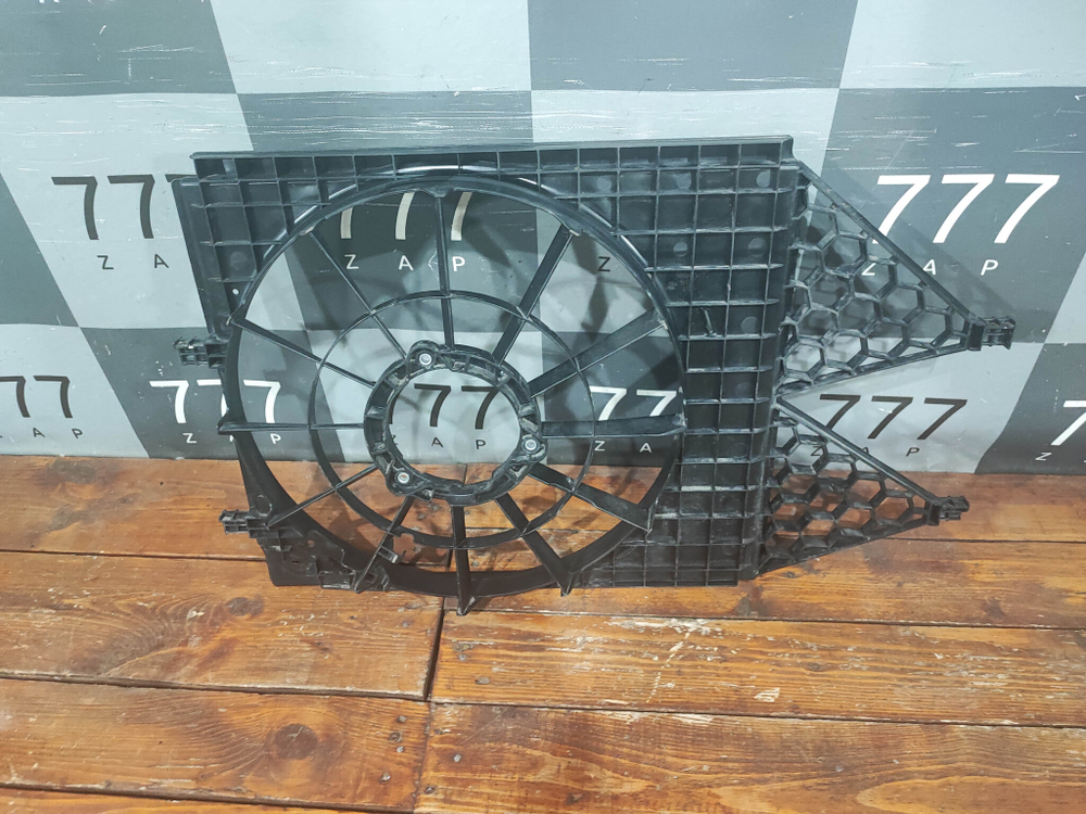 Диффузор вентилятора Volkswagen Polo 5 Б/У Оригинал 6RU121207B