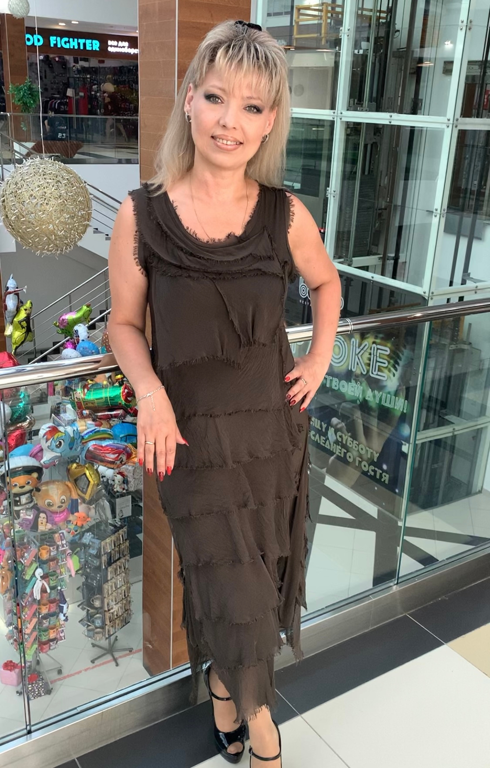 Платье-сарафан с эффектной шифоновой "рванкой"