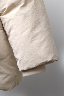 ZARA СТЕГАНАЯ КУРТКА С КАПЮШОНОМ WATER REPELLENT, ЭКРЮ