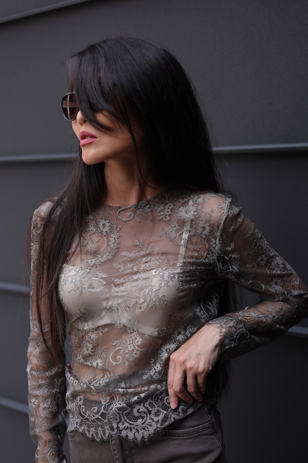 лонгслив из кружева