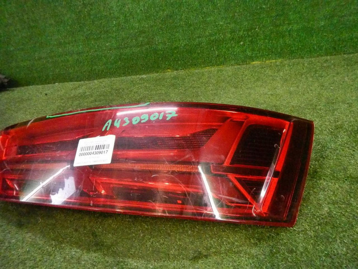 Фонарь правый Audi Q7 2 (2015-2019)
