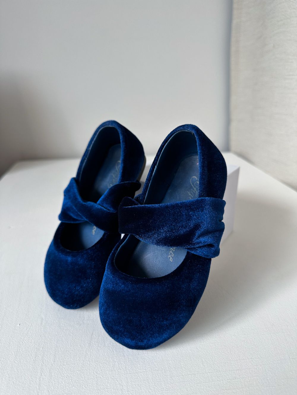 Бархатные туфли Age of Innocence, 24