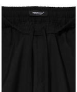 UNDERCOVER БРЮКИ ЧЕРНЫЕ С НАШИВКОЙ И АППЛИКАЦИЕЙ