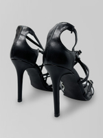 Босоножки Bai Sen К385-1 на шпильке с закрытой пяткой и переплетенными ремешками