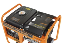 Генератор дизельный CARVER PPG - 5000D (LT-178F, 3,3/3,6 кВт, 220В, бак 12.5л, медь) Бензогенератор / резервное питание