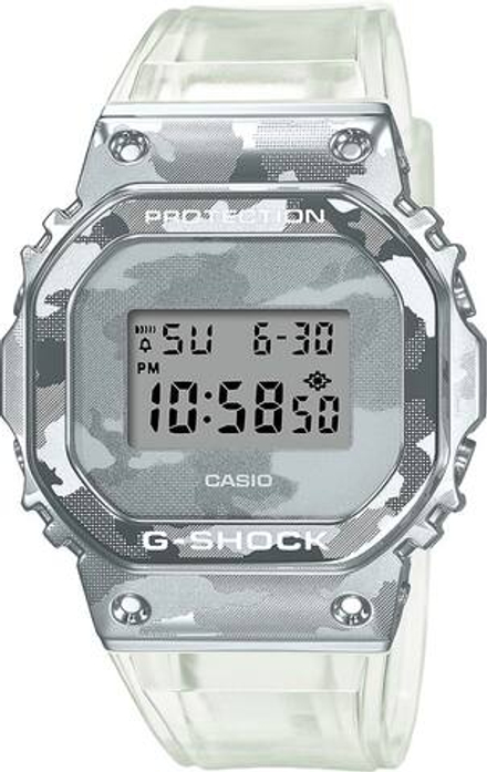 Часы Casio GM-5600SCM-1ER